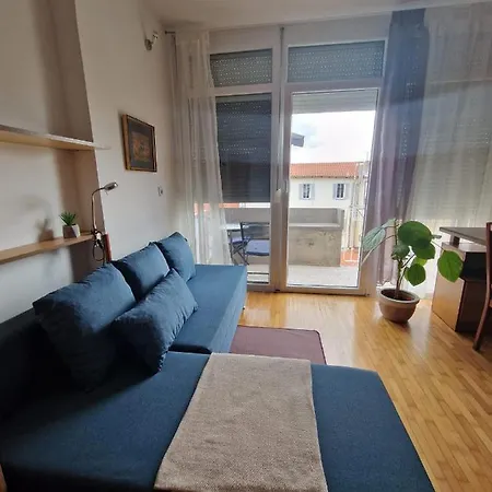 Apartma Apartment *